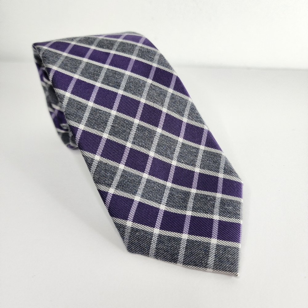 JOS.A.BANK 1905 Purple/Grey Plaid Tie.